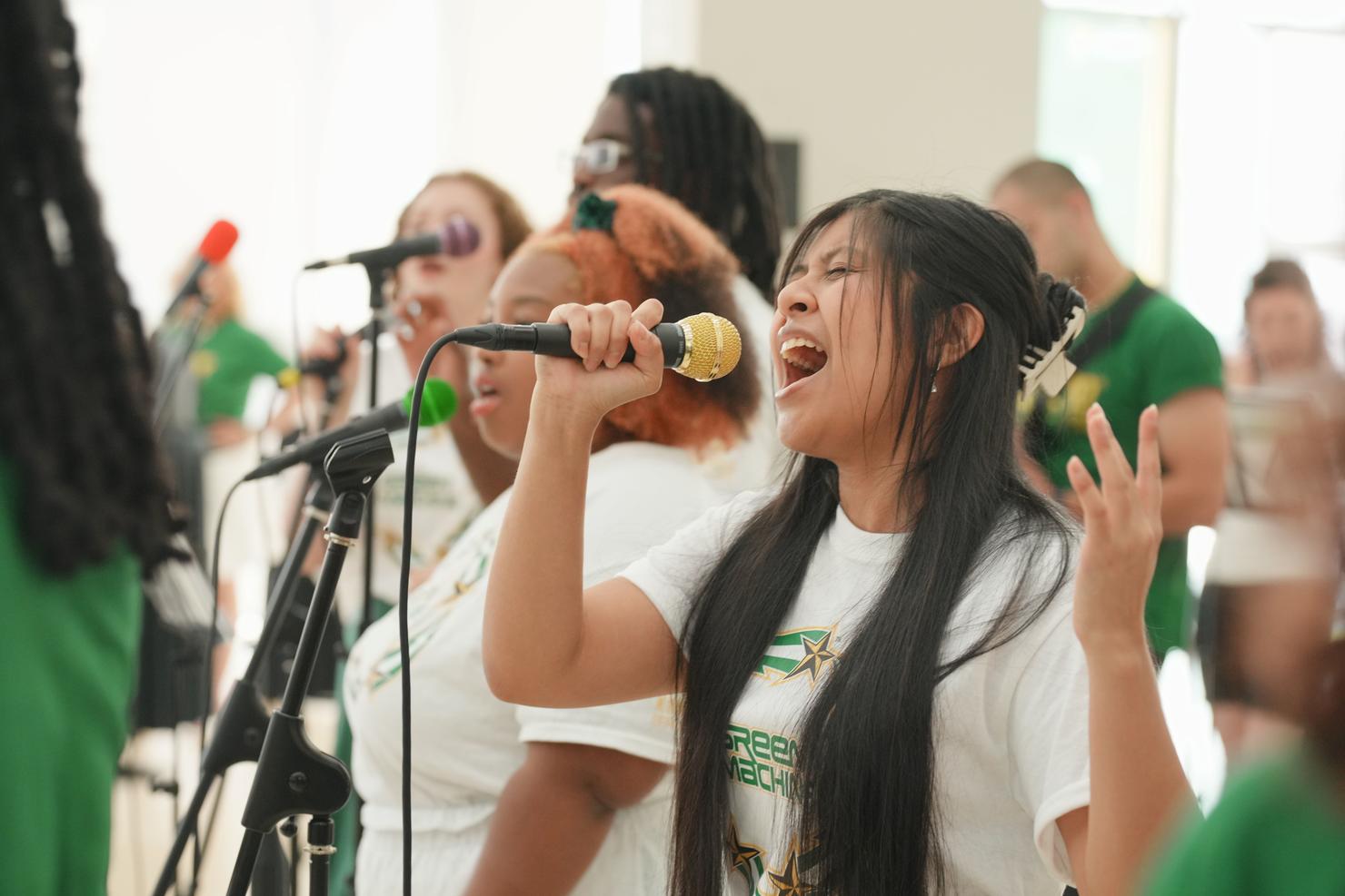 Green Machine singer performs